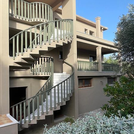 Razáta Agrilia Maison מראה חיצוני תמונה