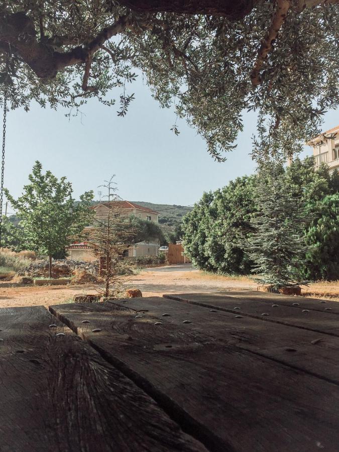 Razáta Agrilia Maison מראה חיצוני תמונה