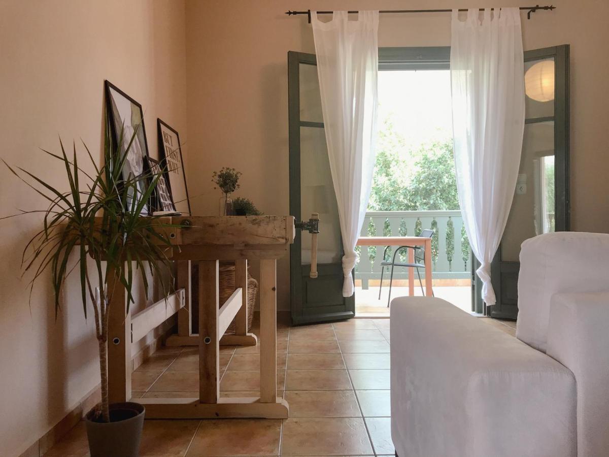 Razáta Agrilia Maison מראה חיצוני תמונה